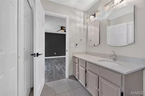 Bath - 5 Griesenauer Ct, O'fallon, MO 63368 photo 4 of 5
