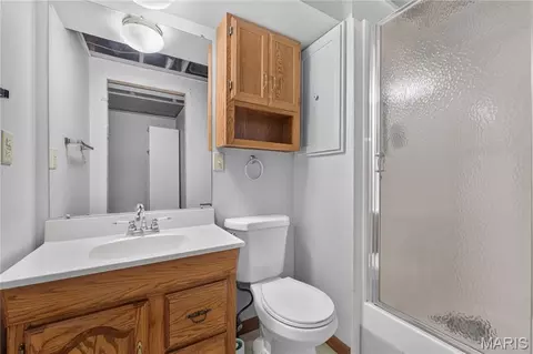 Bath - 5 Griesenauer Ct, O'fallon, MO 63368 photo 5 of 5