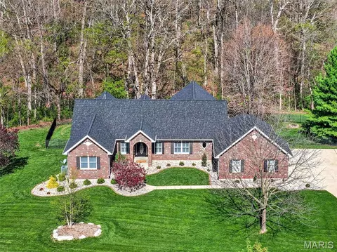3 Kilimanjaro Ct, O'fallon, MO 63366