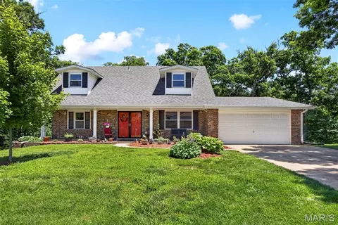 41 Spring Wood Dr, Saint Peters, MO 63376