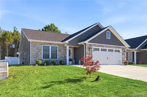 1545 Hickory Lndg, De Soto, MO 63020