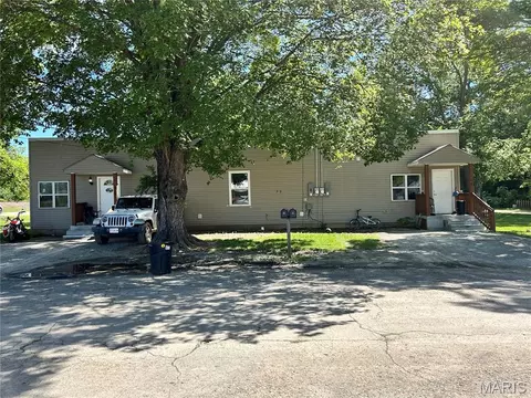 30 Cain St, Park Hills, MO 63601