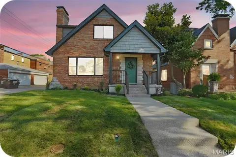 6716 Delor St, Saint Louis, MO 63109