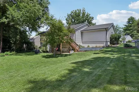 Exterior - 987 Century Oaks Dr, Manchester, MO 63021 photo 5 of 7