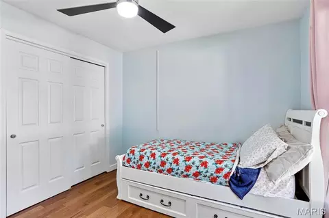 Bedroom - 987 Century Oaks Dr, Manchester, MO 63021 photo 3 of 4