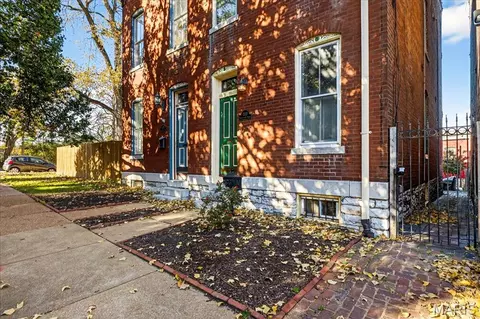 1323 Shenandoah Ave, Saint Louis, MO 63104