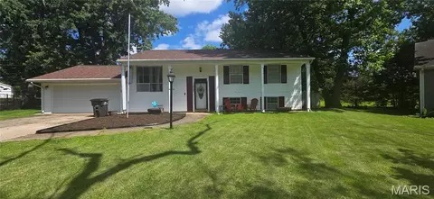 1027 W Willow, Carbondale, IL 62901