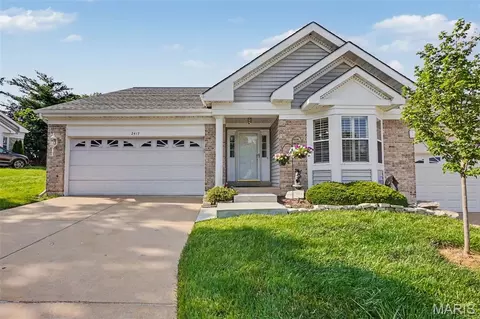 2417 S Lakeridge Ct #14, Lake Saint Louis, MO 63367