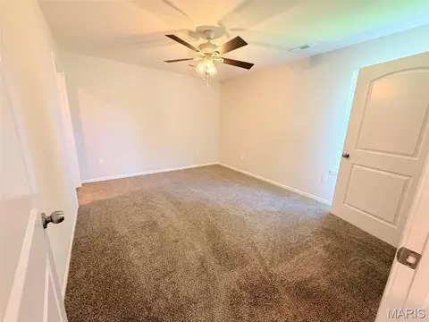 Bedroom - 603 W Maple St, Mexico, MO 65265 photo 5 of 7