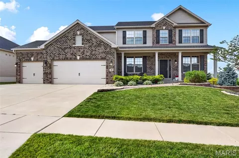141 Central Park Ave, Wentzville, MO 63385
