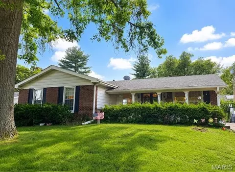 2283 Woodgrass Dr, Overland, MO 63114