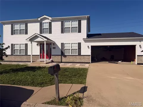 424 Edwin Dr, Dupo, IL 62239