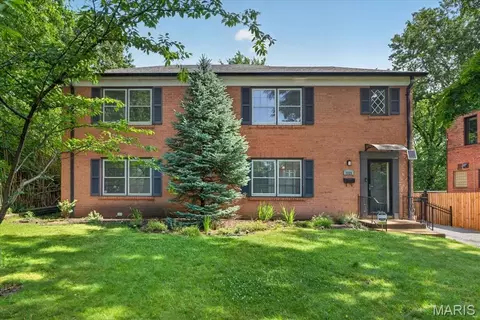 7225 Clayton Rd, Saint Louis, MO 63117