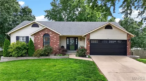 6 Beckewith Trl, O'fallon, MO 63368