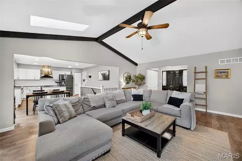 6 Beckewith Trl, O'fallon, MO 63368 photo 7
