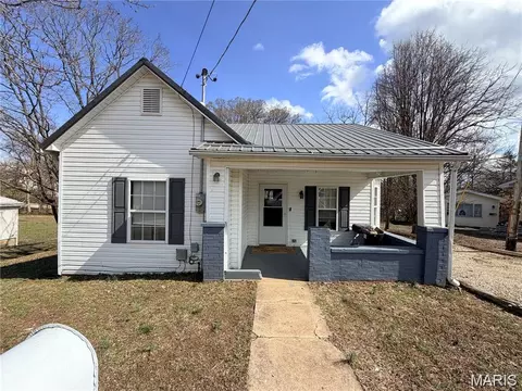 306 Field St, Park Hills, MO 63601