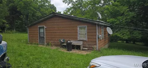 217 Anna St, Saint James, MO 65559