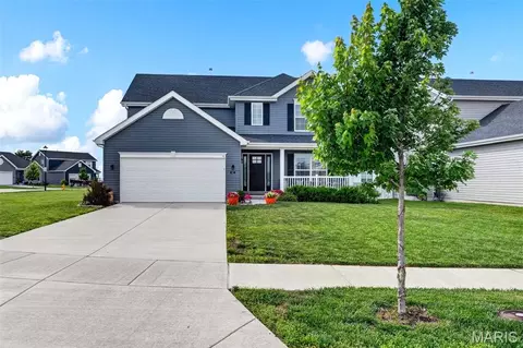807 Palisades Cir, Saint Charles, MO 63301