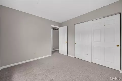 Bedroom - 2358 Hidden Meadow Ln, Ballwin, MO 63021 photo 5 of 5