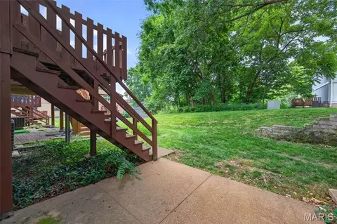 Exterior - 2358 Hidden Meadow Ln, Ballwin, MO 63021 photo 5 of 13
