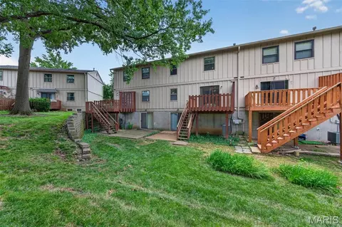 Exterior - 2358 Hidden Meadow Ln, Ballwin, MO 63021 photo 10 of 13