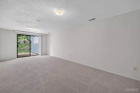 Living - 2358 Hidden Meadow Ln, Ballwin, MO 63021 photo 4 of 6
