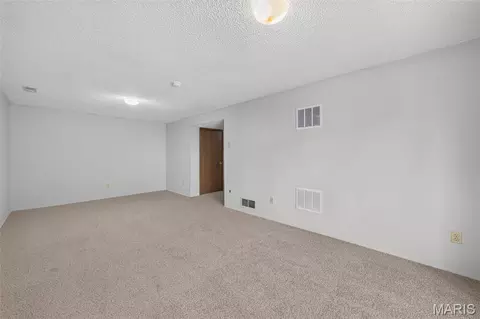 Living - 2358 Hidden Meadow Ln, Ballwin, MO 63021 photo 6 of 6