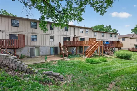 Exterior - 2358 Hidden Meadow Ln, Ballwin, MO 63021 photo 8 of 13
