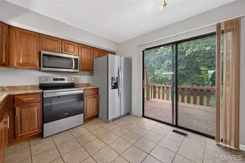 Kitchen - 2358 Hidden Meadow Ln, Ballwin, MO 63021 photo 1 of 4