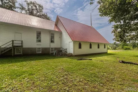 Exterior - 270 Alexander, Eldorado, IL 62930 photo 3 of 3