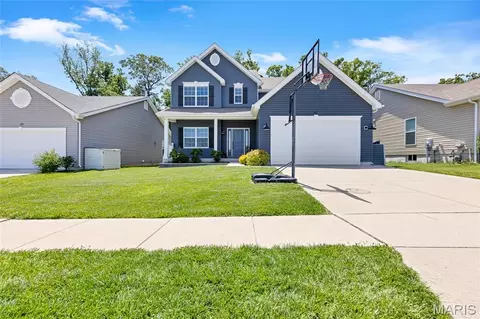 612 Furlong Ct, Wentzville, MO 63385