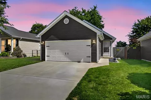 232 Autumn Oaks Dr, Troy, MO 63379