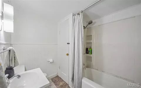 Bath - 5326 Highway H, Sullivan, MO 63080 photo 1 of 1