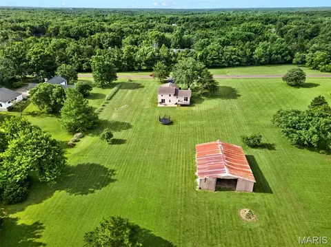 Exterior - 20741 E Deer Rdg, Warrenton, MO 63383 photo 2 of 8
