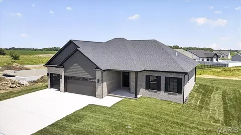 Exterior - 604 Tea Olive Blvd, O'fallon, IL 62269 photo 7 of 10