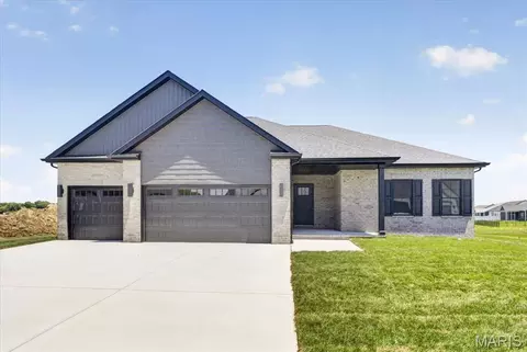 604 Tea Olive Blvd, O'fallon, IL 62269