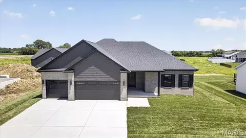 Exterior - 604 Tea Olive Blvd, O'fallon, IL 62269 photo 8 of 10