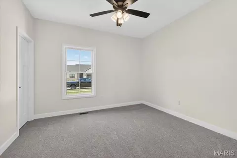 Bedroom - 604 Tea Olive Blvd, O'fallon, IL 62269 photo 3 of 8