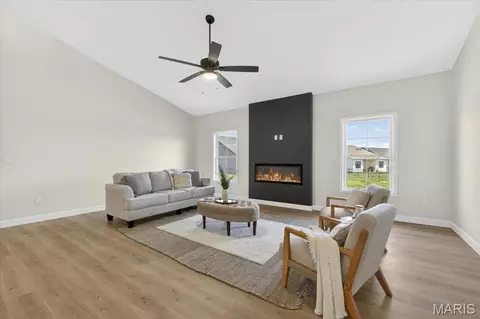 Living - 604 Tea Olive Blvd, O'fallon, IL 62269 photo 1 of 2