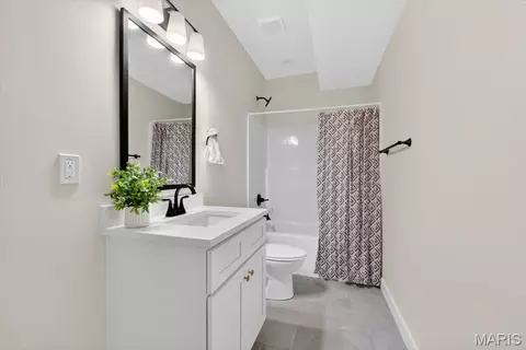 Bath - 604 Tea Olive Blvd, O'fallon, IL 62269 photo 5 of 5