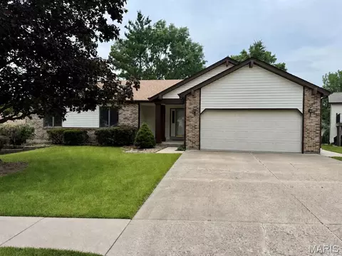 6 Quiet Brook Ct, Saint Charles, MO 63303