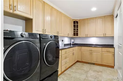 Other - 884 Village Brook Ct, Ballwin, MO 63021 photo 4 of 13