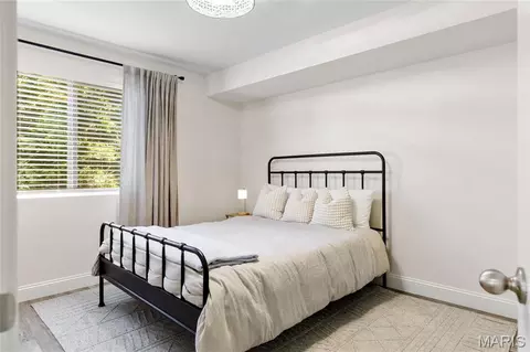 Bedroom - 884 Village Brook Ct, Ballwin, MO 63021 photo 5 of 6
