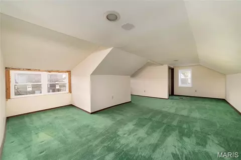 Bedroom - 317 E 4th St, Washington, MO 63090 photo 3 of 3