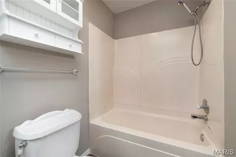Bath - 317 E 4th St, Washington, MO 63090 photo 1 of 2
