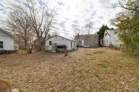 Exterior - 317 E 4th St, Washington, MO 63090 photo 1 of 2