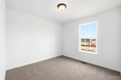 Bedroom - 1015 Samwise St, Wright City, MO 63390 photo 4 of 5