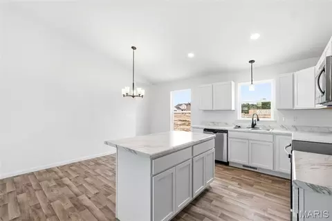 Kitchen - 1015 Samwise St, Wright City, MO 63390 photo 5 of 6