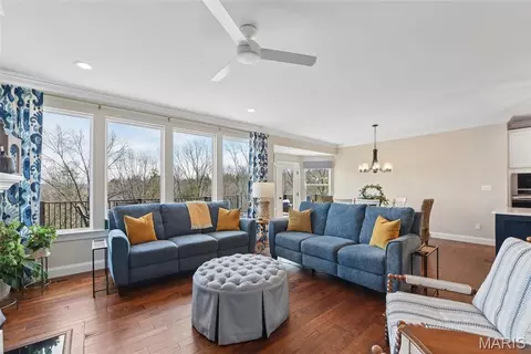 Living - 734 Crested Point Dr, Eureka, MO 63025 photo 1 of 4