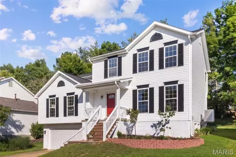 7264 Crystal Lake Ct, Saint Louis, MO 63129